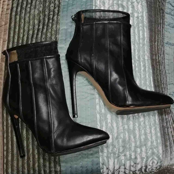 L.A.M.B. stiletto booties - Picture 3 of 6